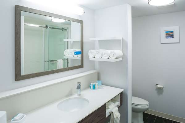  - Hampton Inn Absecon