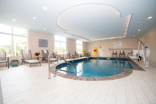 Pool - Hampton Inn Absecon