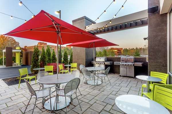 Restaurant - Home2 Suites by Hilton Airport Albany - I-87, Exit 4