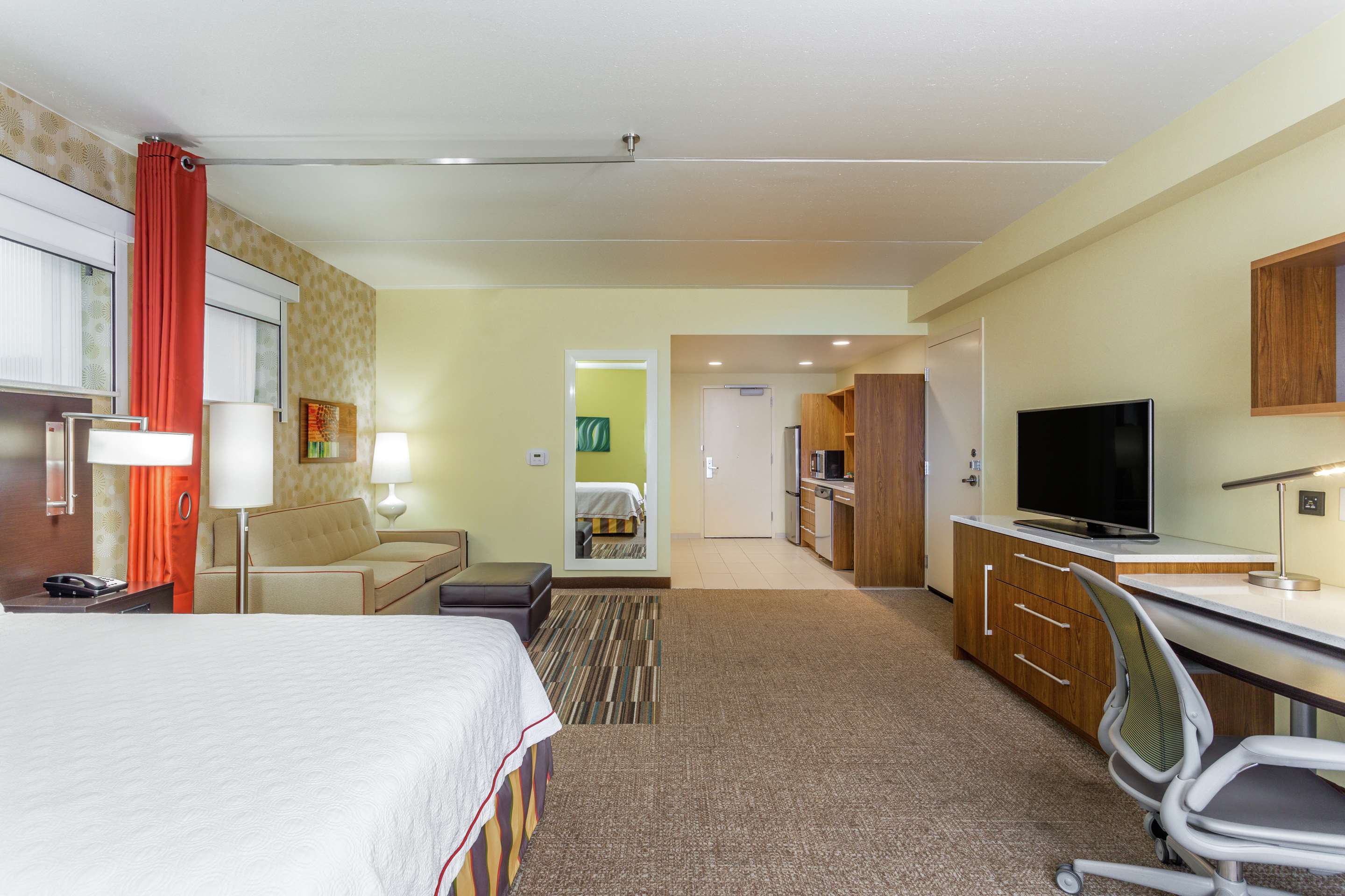 Guest room