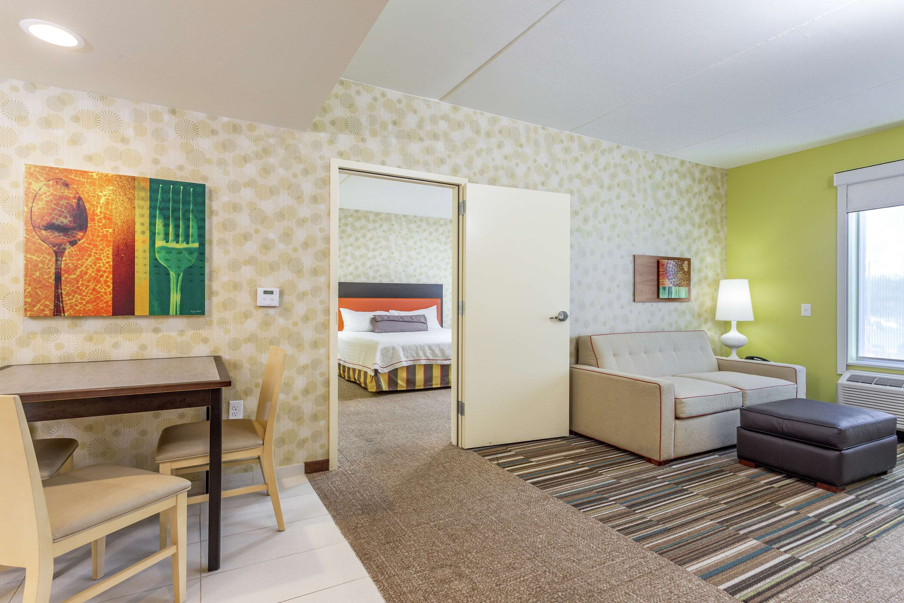 Guest room