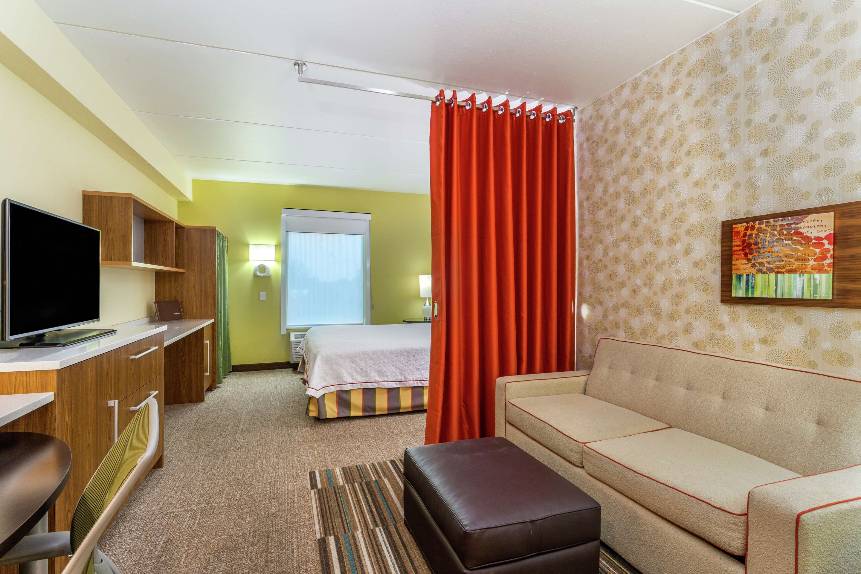Guest room