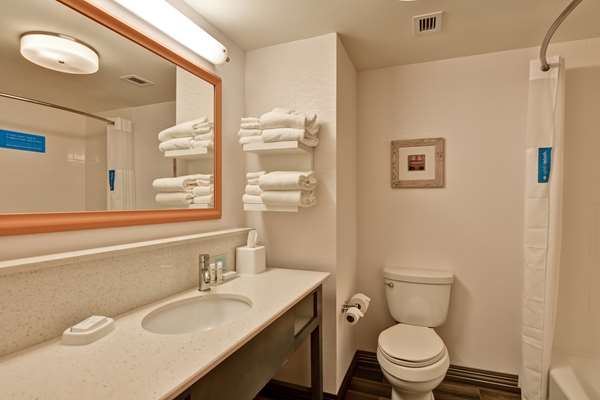  - Hampton Inn Kennesaw - I-75, Exit 271
