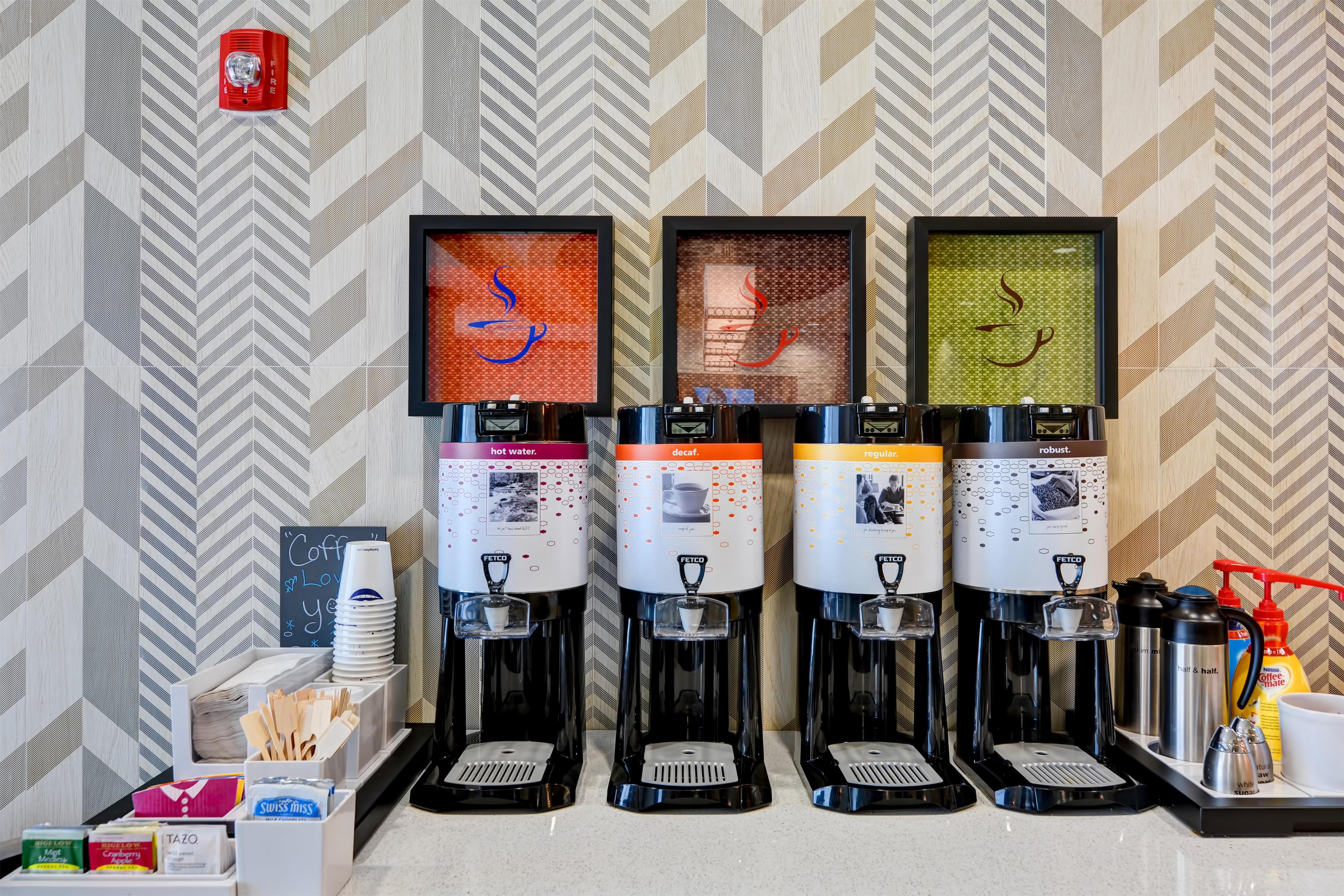 Breakfast Area | Hampton Inn Atlanta Kennesaw