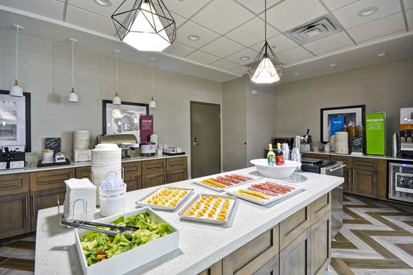 Restaurant - Hampton Inn Kyle