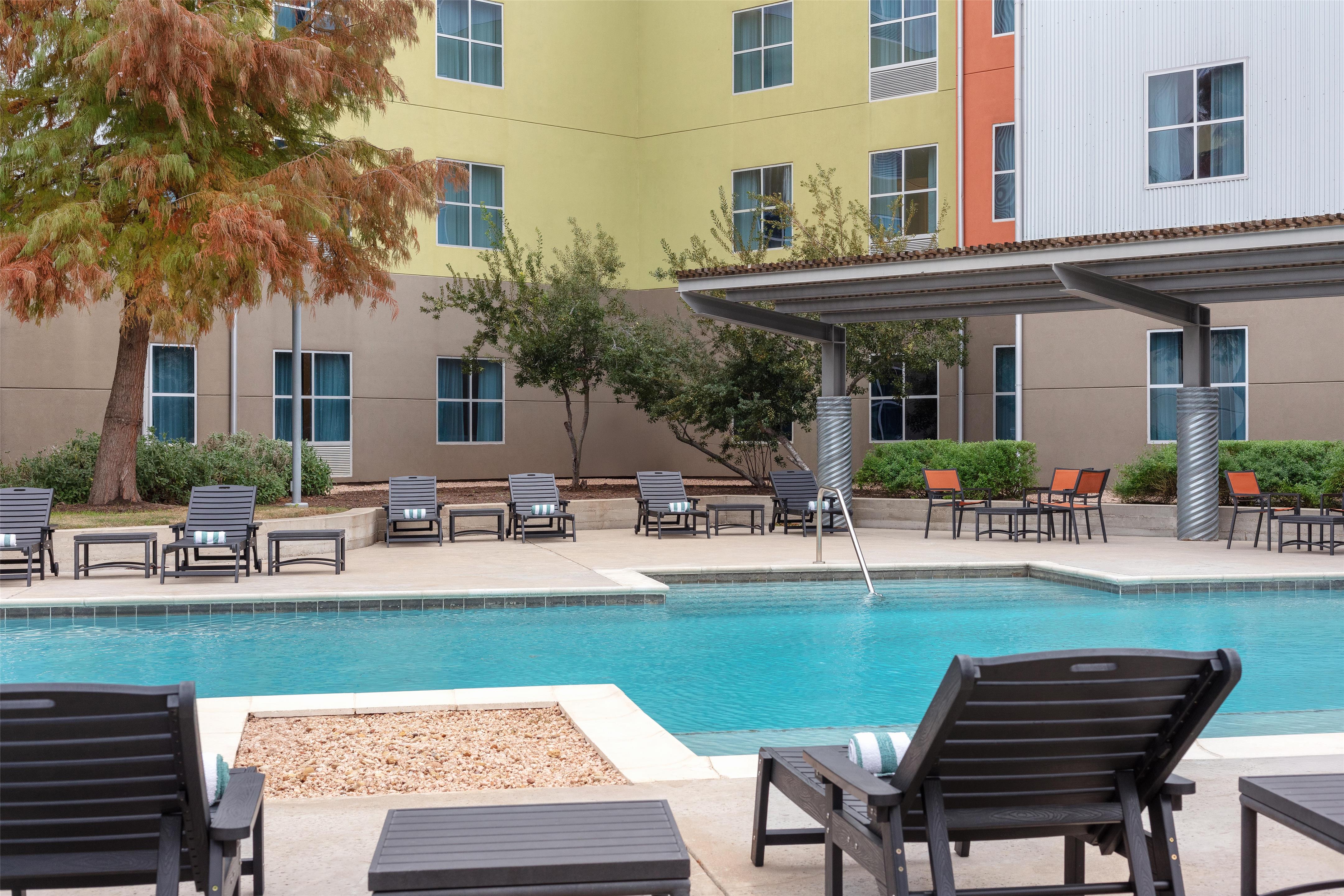 Pool | Homewood Suites by Hilton TechRidge Parmer @ I-35