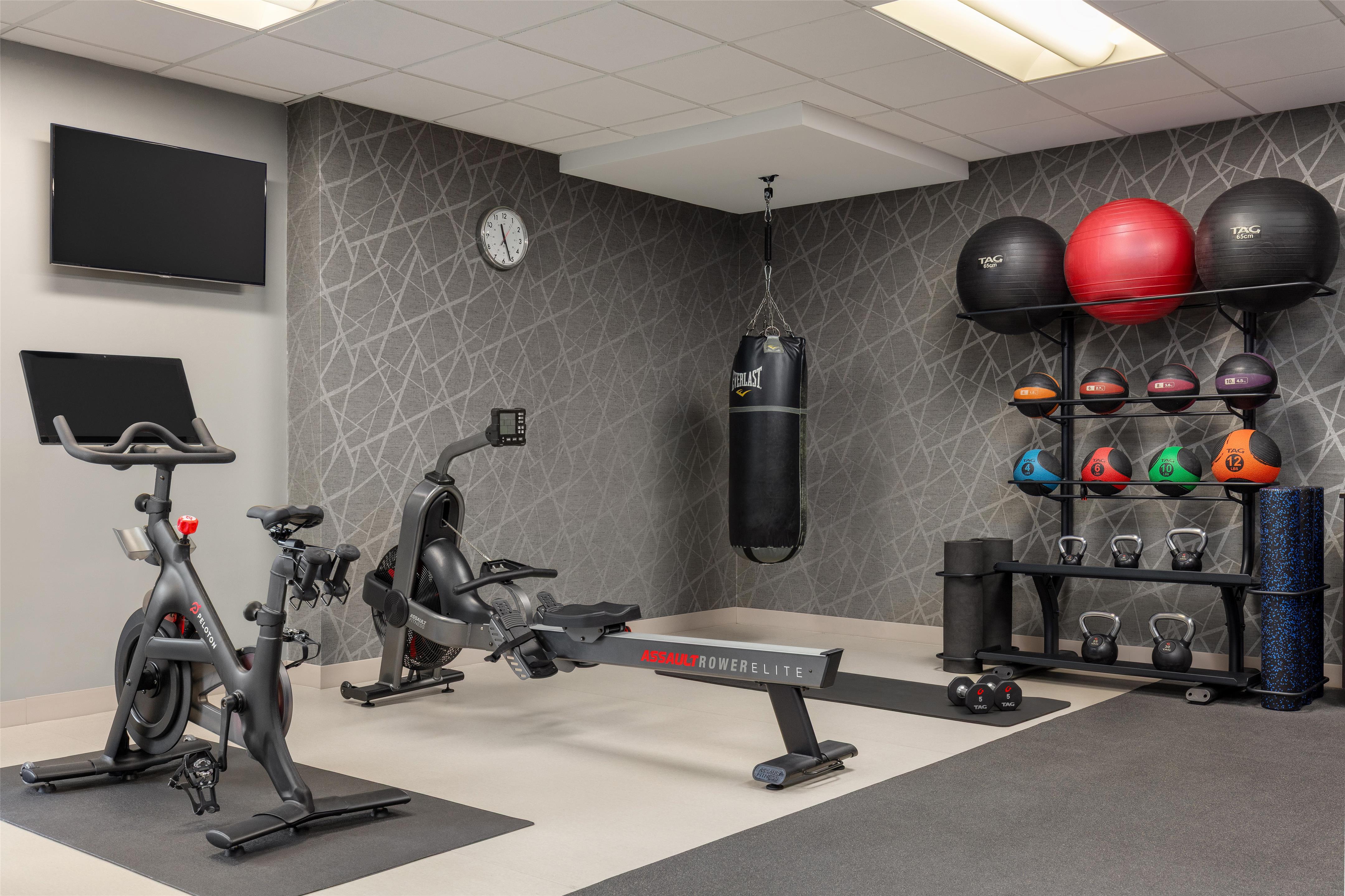 Health club fitness center gym | Homewood Suites by Hilton TechRidge Parmer @ I-35