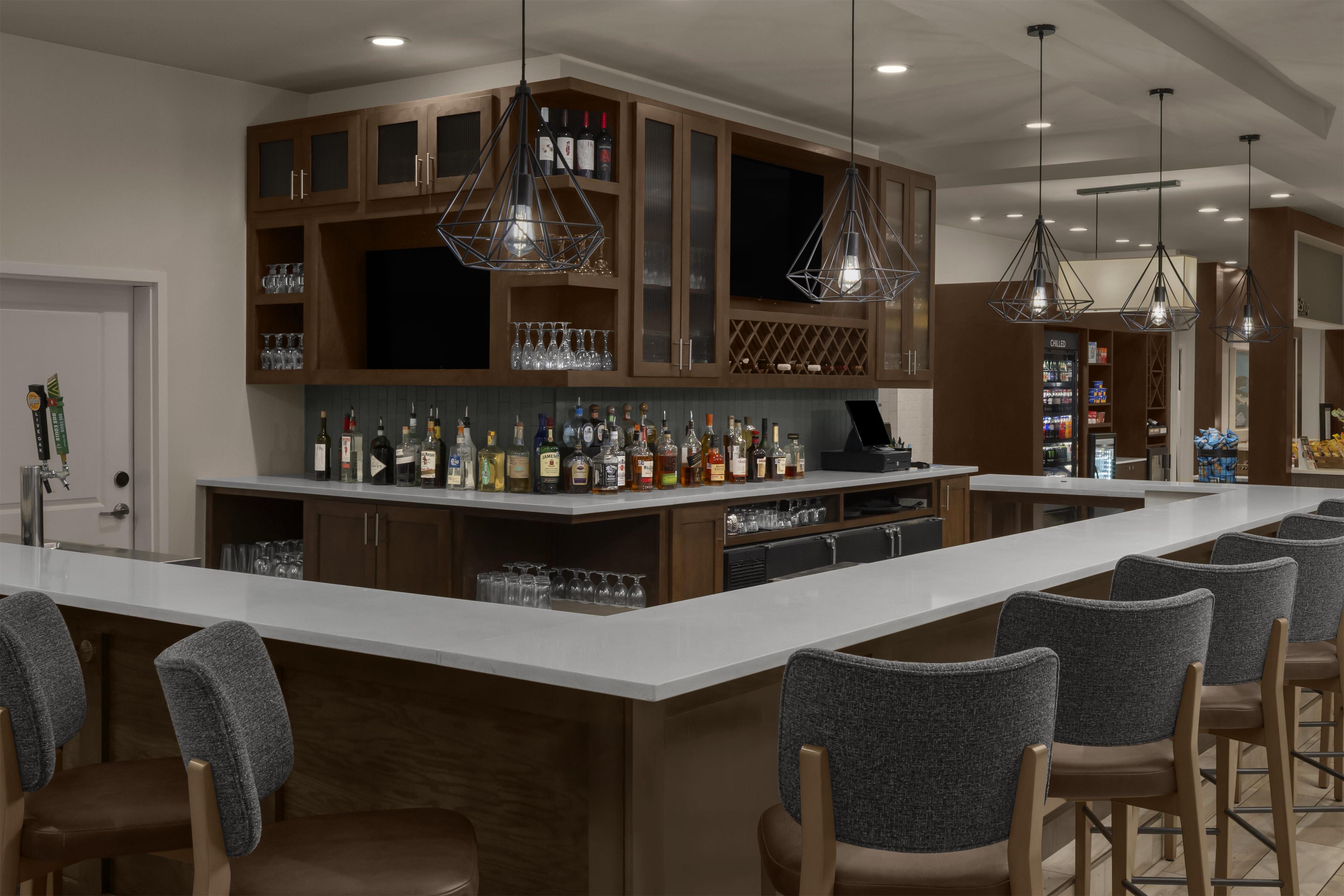 BarLounge | Hilton Garden Inn San Marcos