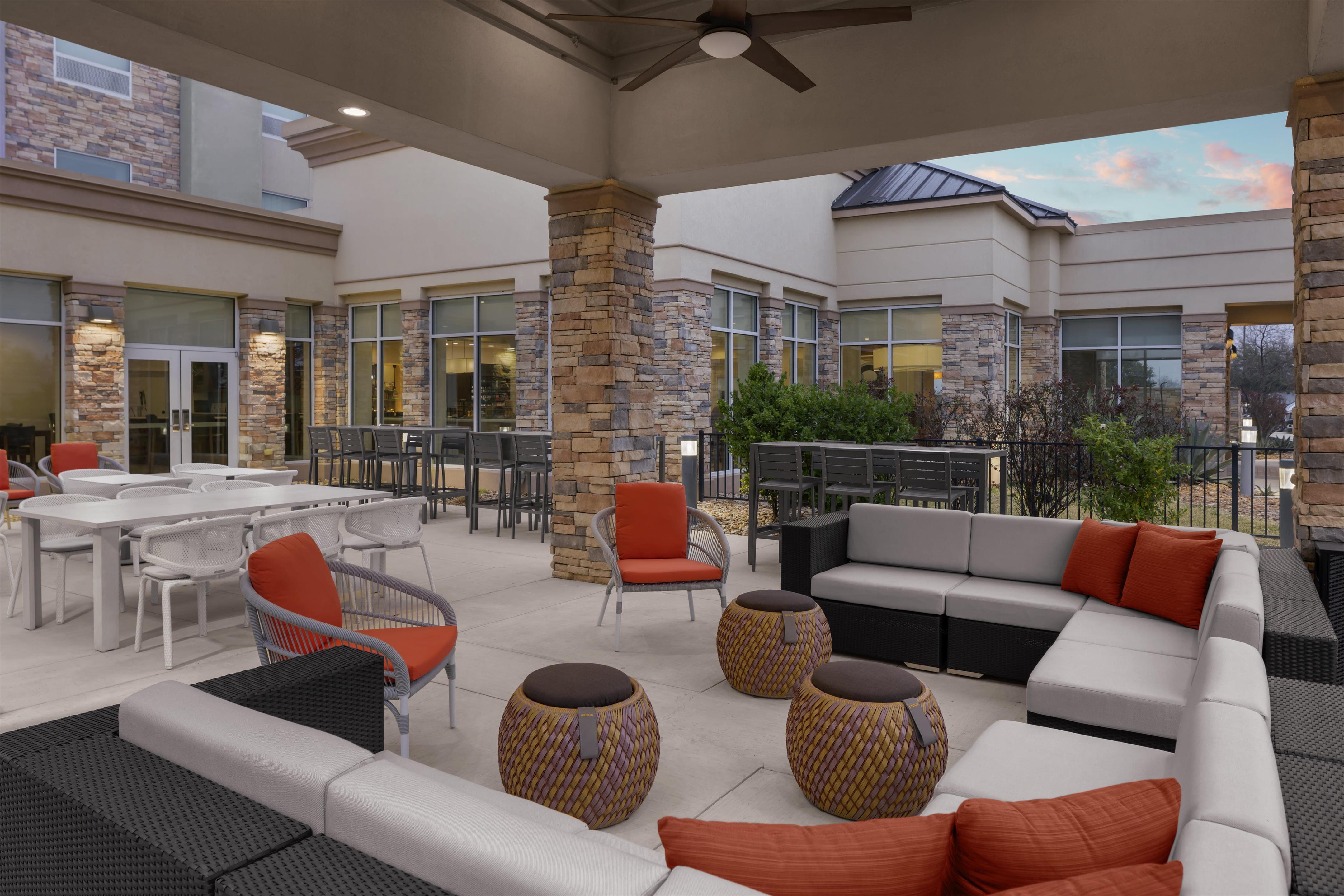 Exterior | Hilton Garden Inn San Marcos
