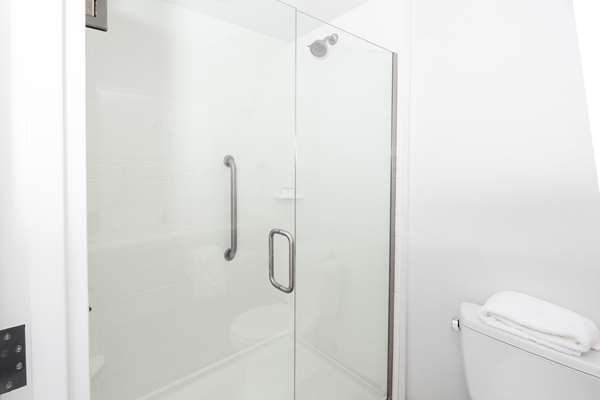  - Hilton Garden Inn Asheville Downtown - I-240, Exit 5B