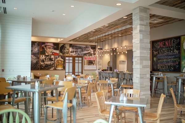 Restaurant - Hilton Garden Inn Asheville Downtown - I-240, Exit 5B