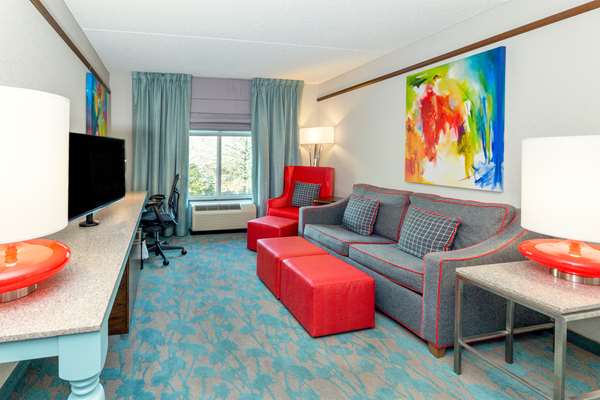  - Hilton Garden Inn Asheville Downtown - I-240, Exit 5B