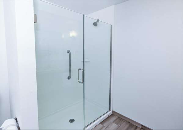  - Hilton Garden Inn Asheville Downtown - I-240, Exit 5B