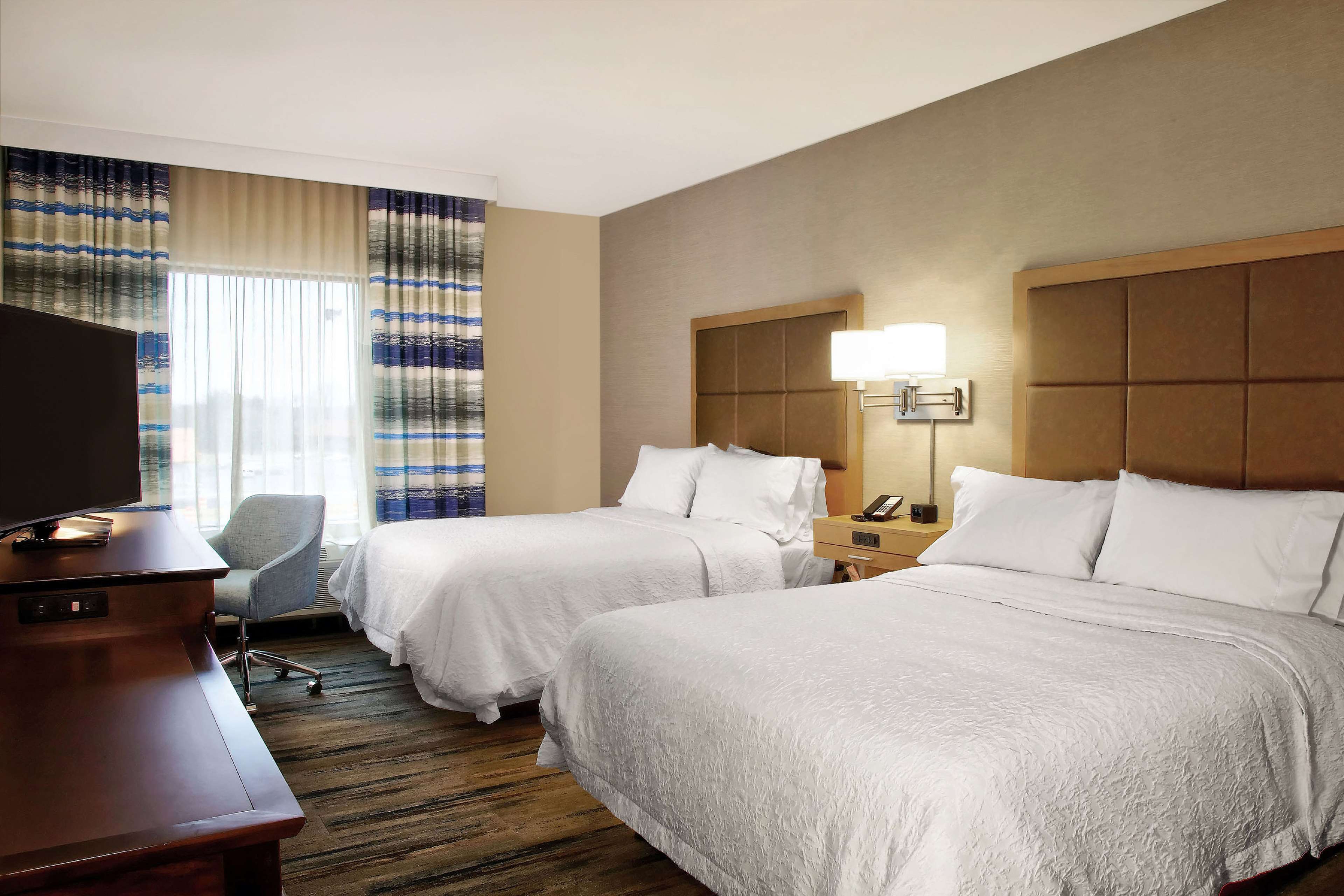 Hampton Inn & Suites By Hilton Baltimore/Aberdeen, Md Room Type - 2 QUEENS WITH FRIDGE NS