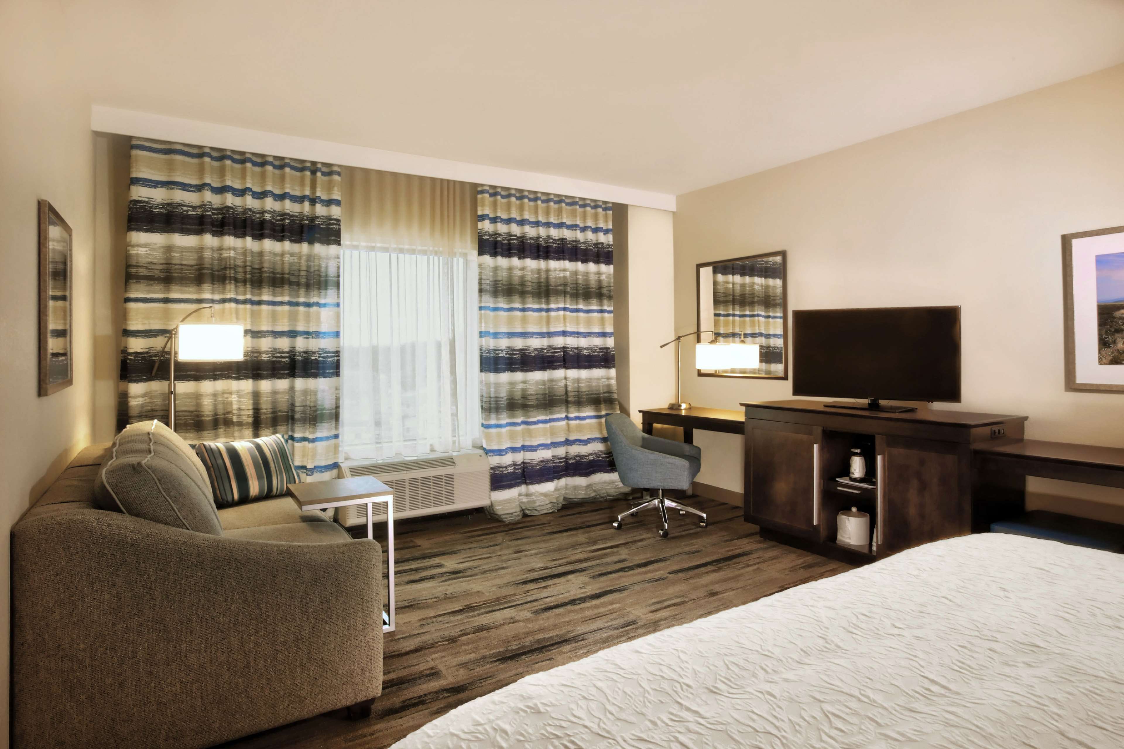 Hampton Inn & Suites By Hilton Baltimore/Aberdeen, Md Room Type - 1K MOB HEA ACC TUB SFBD NS