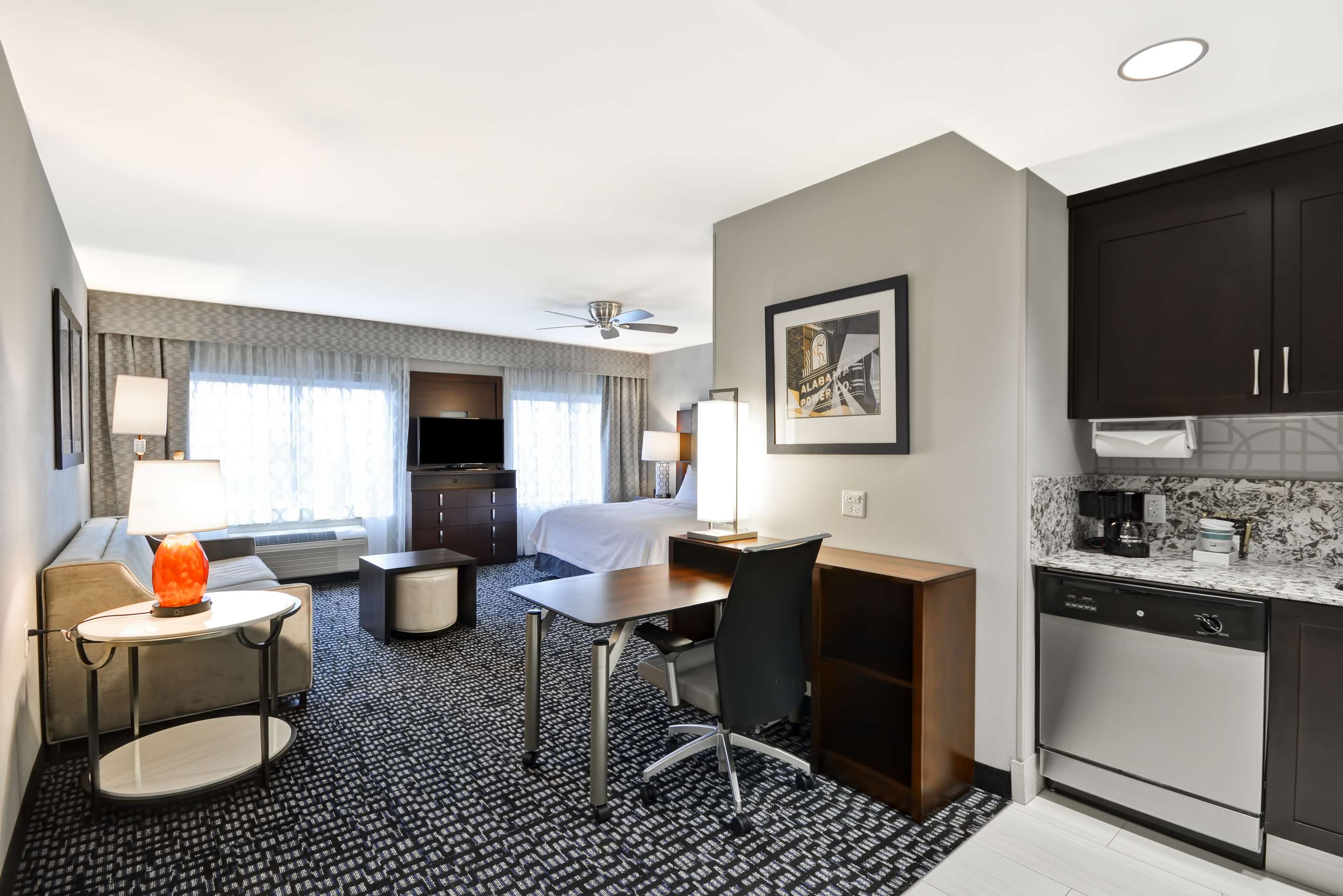 Guest room