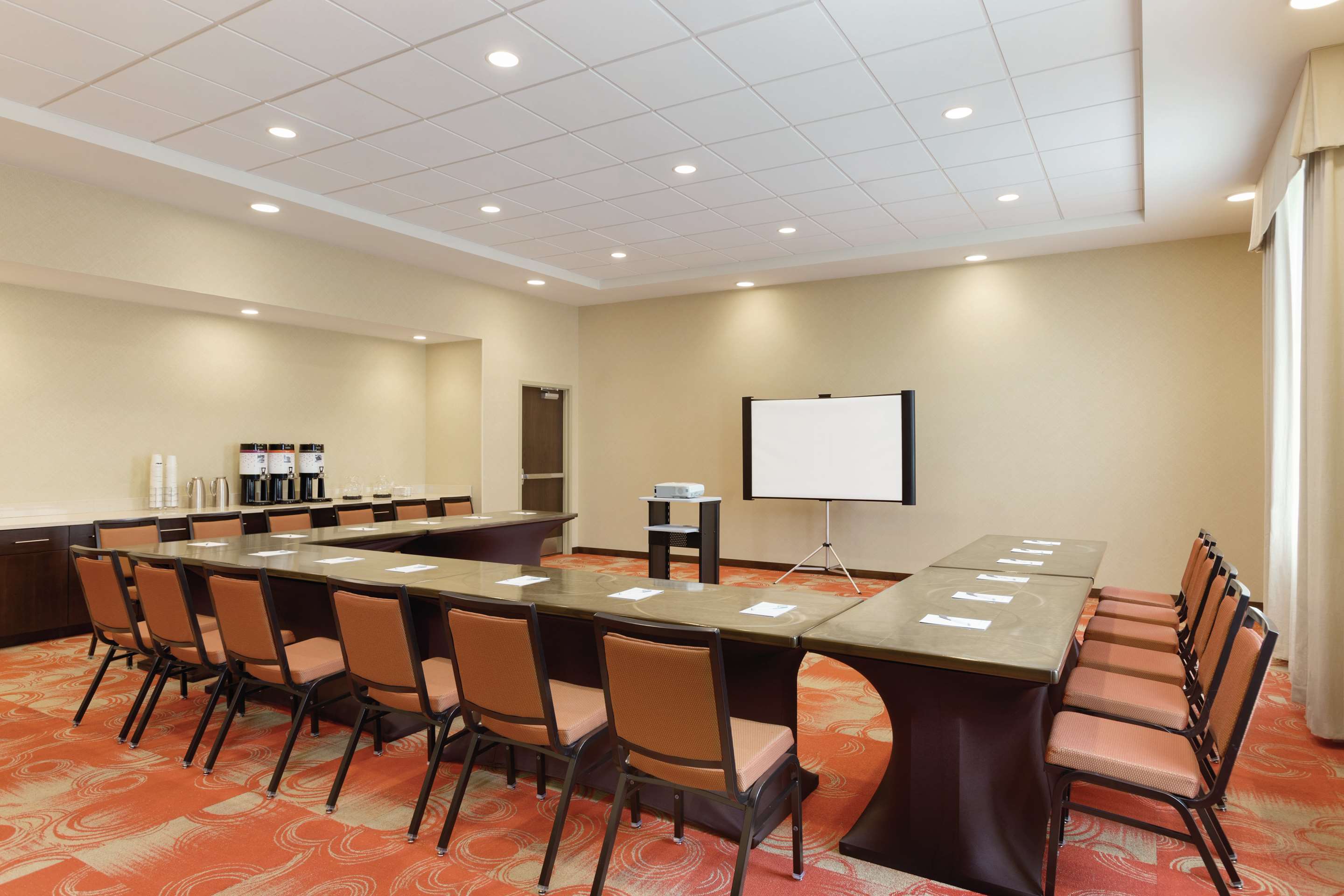 Meeting Room | Hampton Inn St. Albans