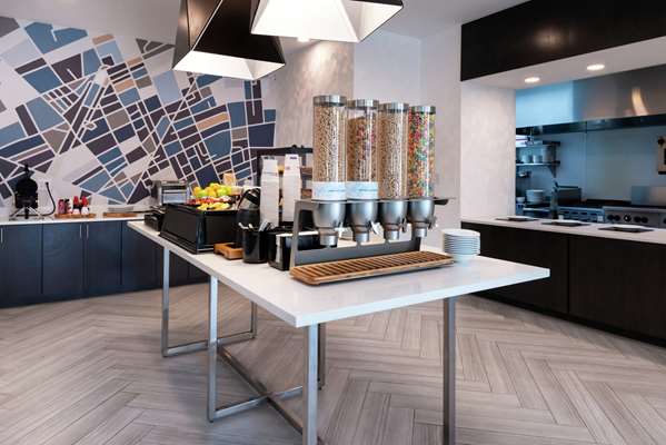 Amenities - Hilton Garden Inn Downtown Columbia