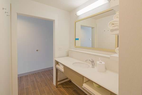  - Hampton Inn Crestview - I-10, Exit 56