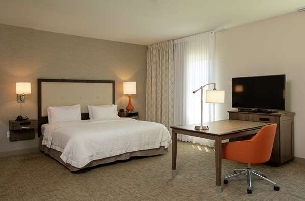  - Hampton Inn Cortez