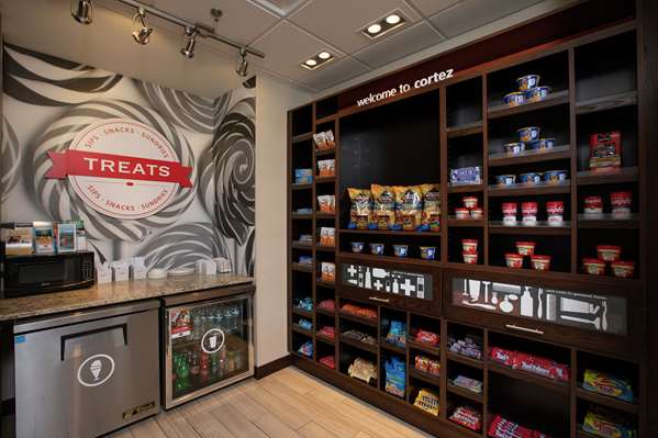 Restaurant - Hampton Inn Cortez