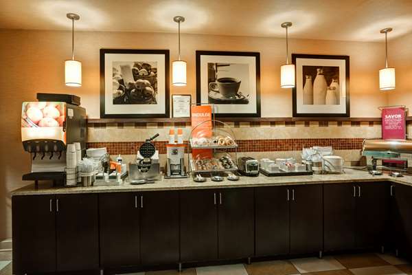 Amenities - Hampton Inn Fairmont - I-79, Exit 133