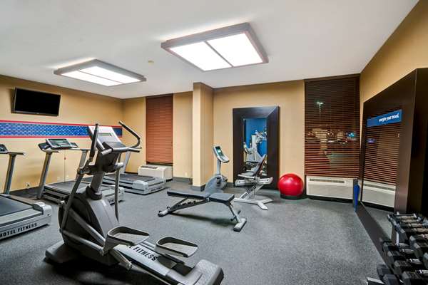 Fitness/ Exercise Room - Hampton Inn Fairmont - I-79, Exit 133
