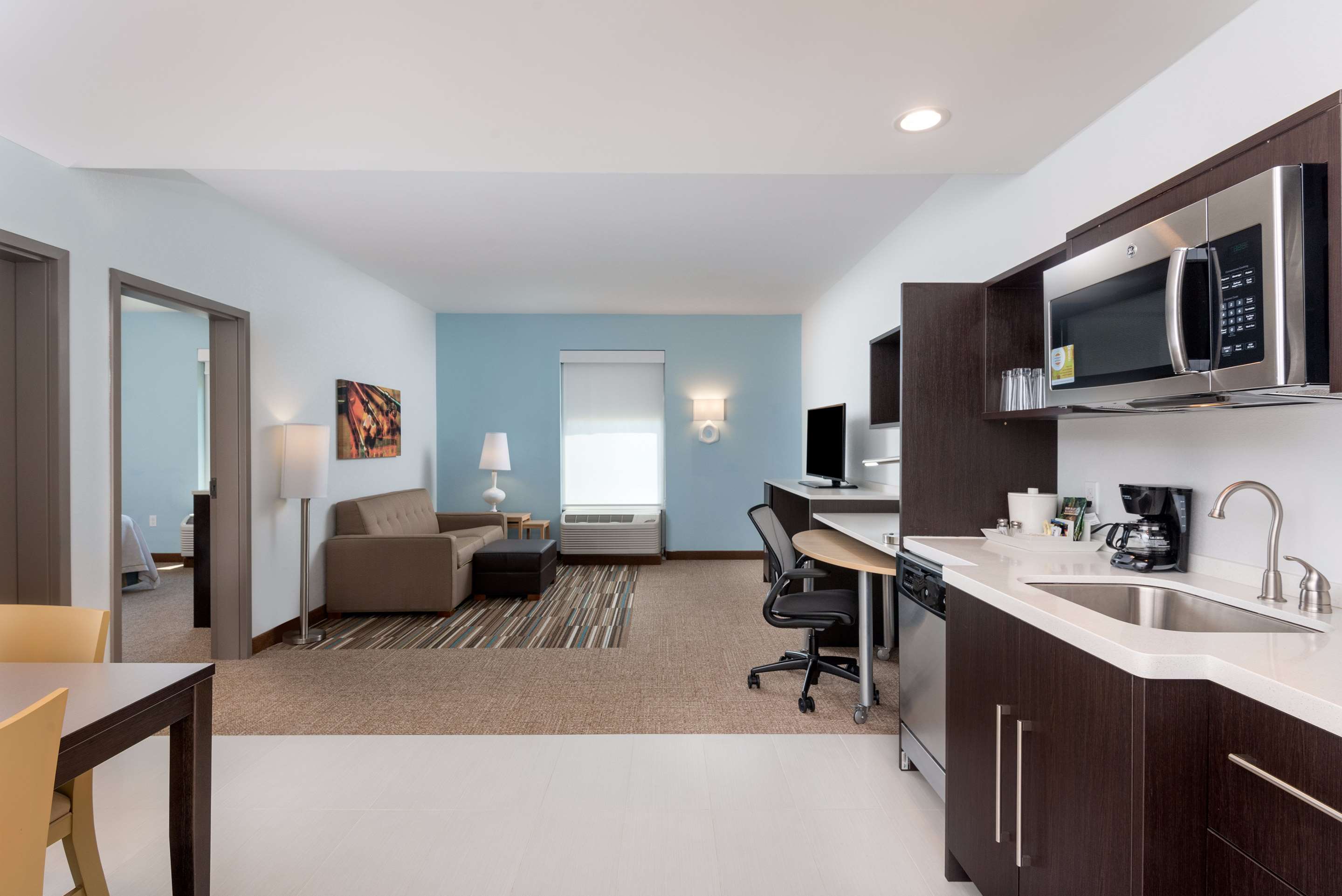 Guest room