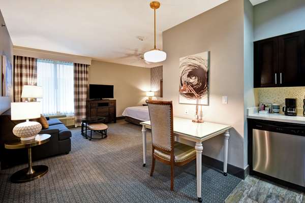  - Homewood Suites by Hilton Six Flags Arlington - I-20, Exit 451