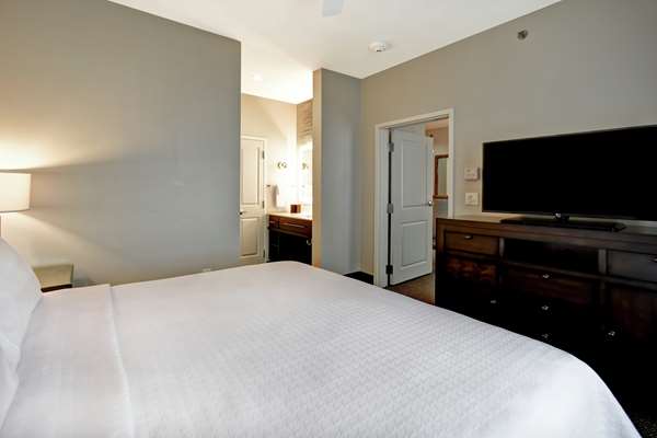  - Homewood Suites by Hilton Six Flags Arlington - I-20, Exit 451