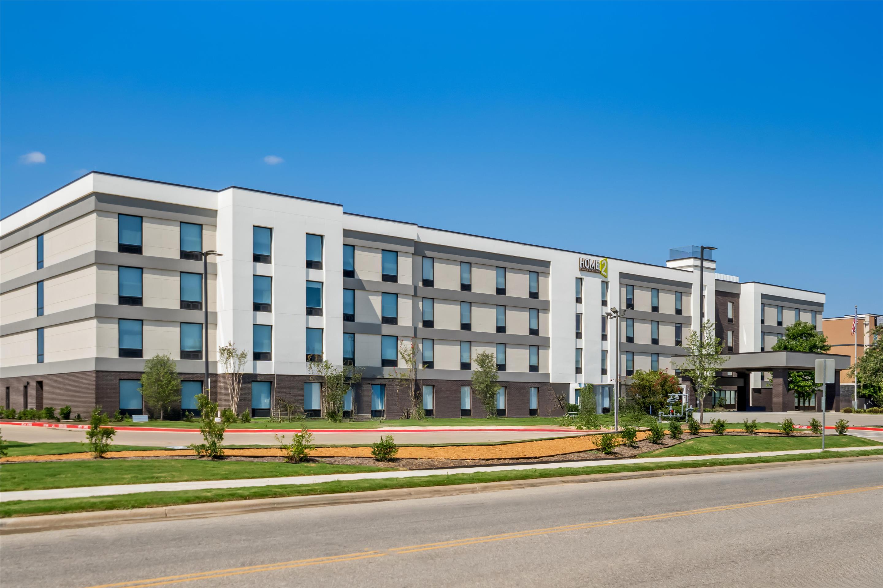 Exterior | Home2 Suites by Hilton Irving / DFW Airport North