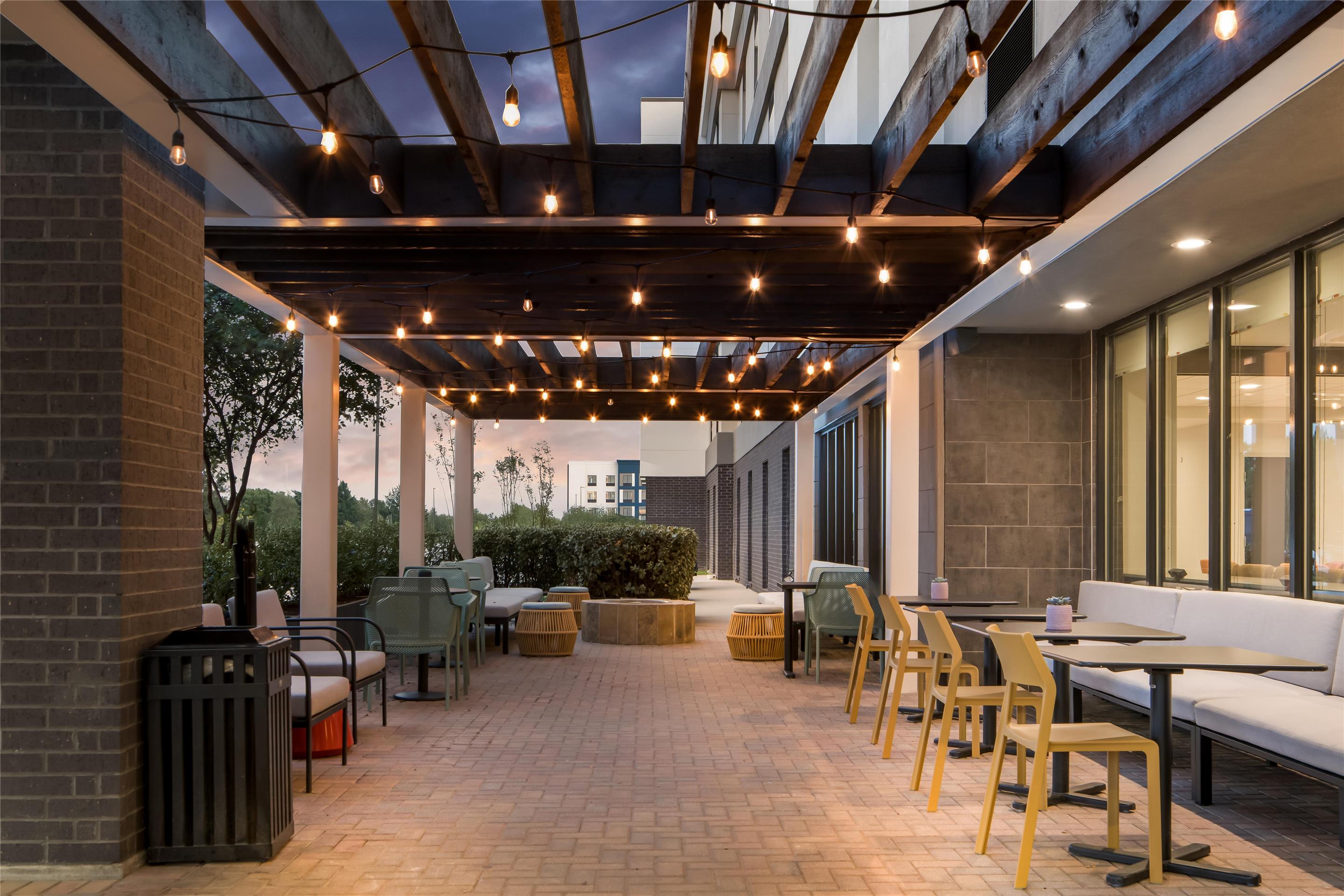 Exterior | Home2 Suites by Hilton Irving / DFW Airport North
