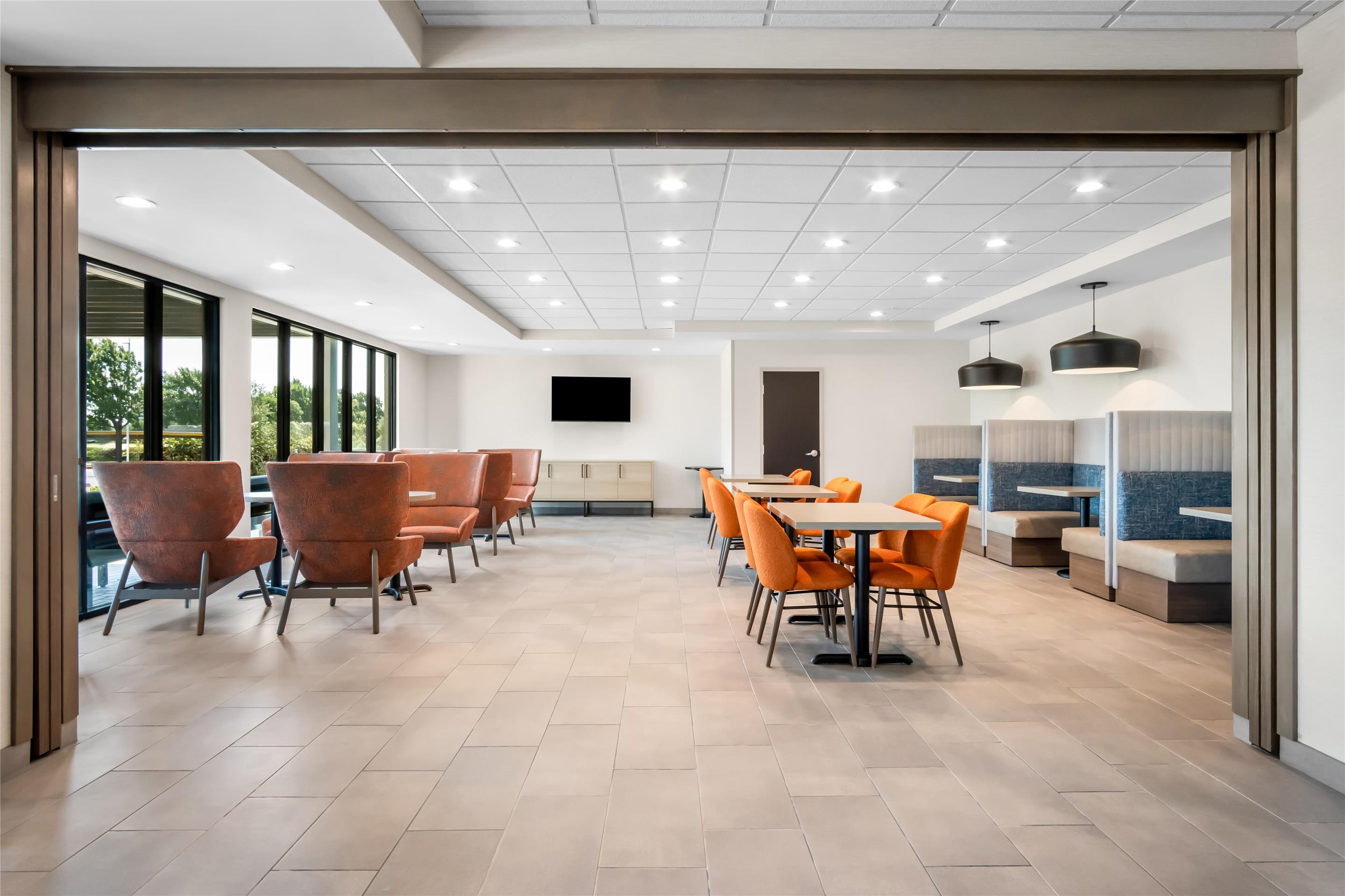 Lobby | Home2 Suites by Hilton Irving / DFW Airport North