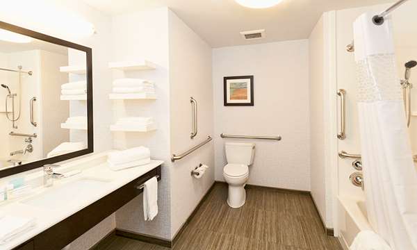  - Hampton Inn & Suites Mall Area Duluth