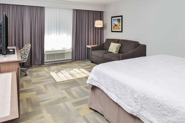  - Hampton Inn Altoona - I-80, Exit 143