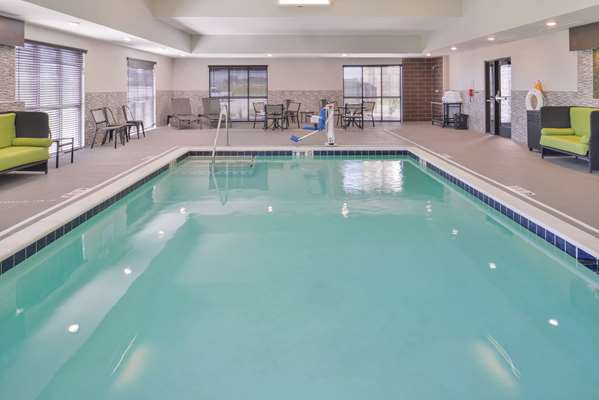 Pool - Hampton Inn Altoona - I-80, Exit 143