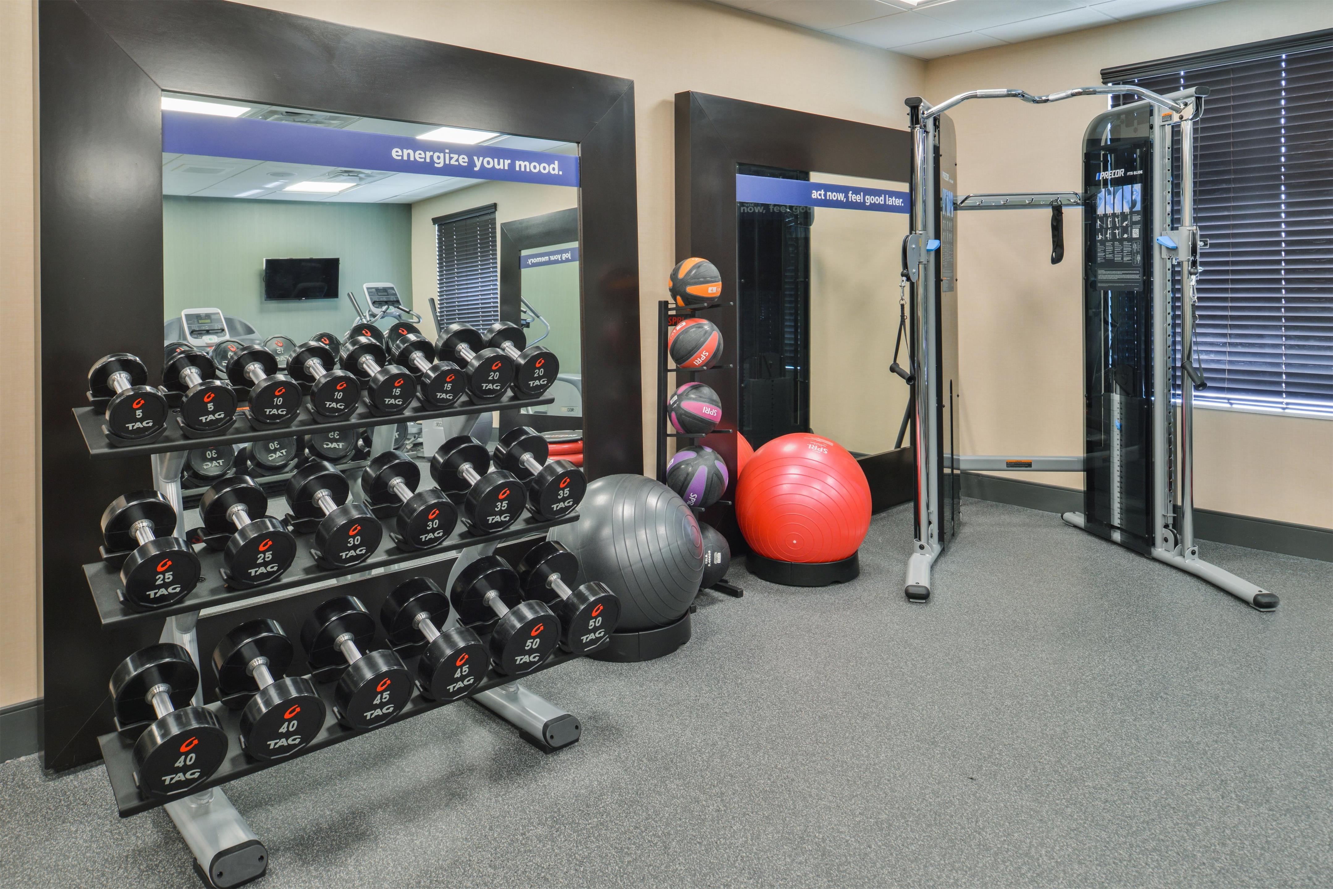 Health club fitness center gym | Hampton Inn & Suites Altoona-Des Moines