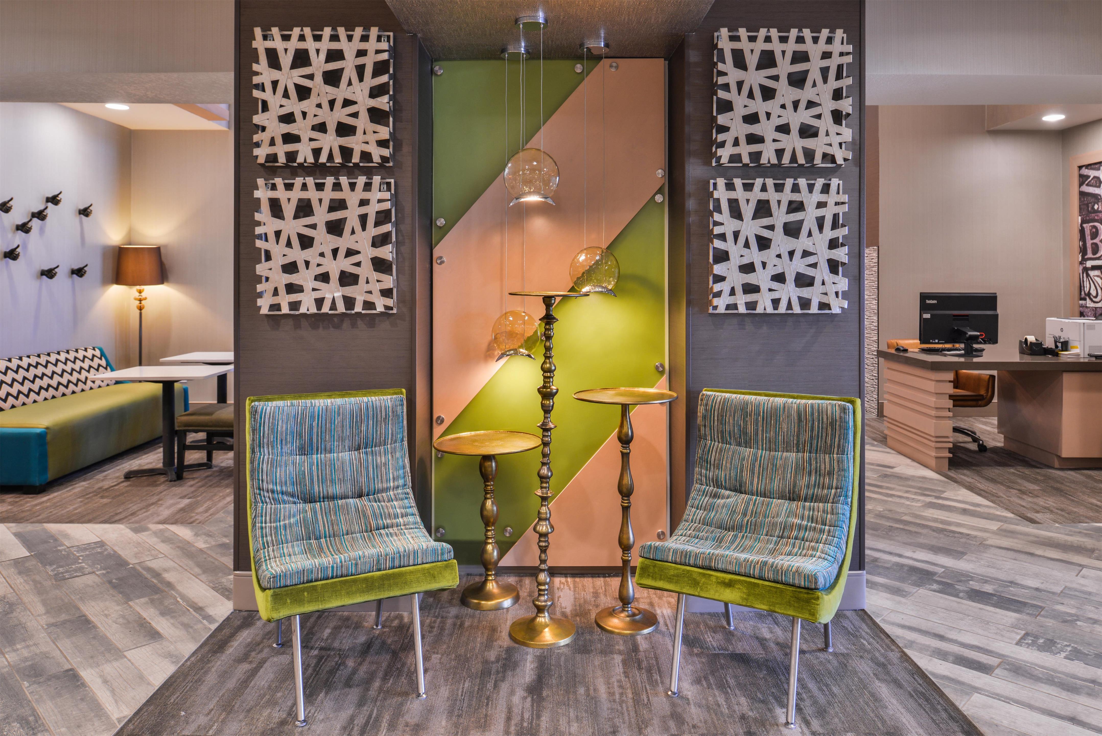 Lobby | Hampton Inn & Suites Altoona-Des Moines
