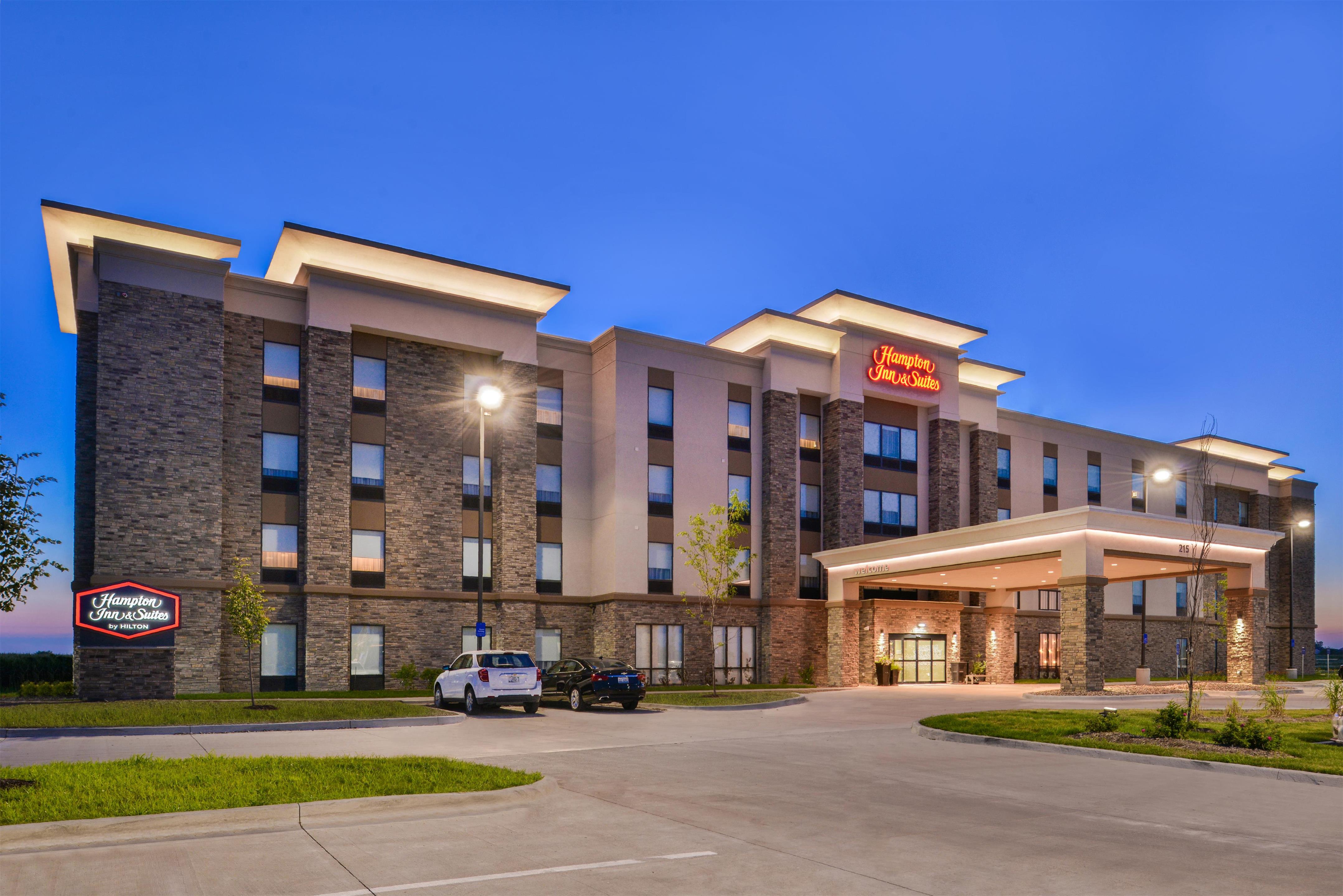 Exterior | Hampton Inn & Suites Altoona-Des Moines