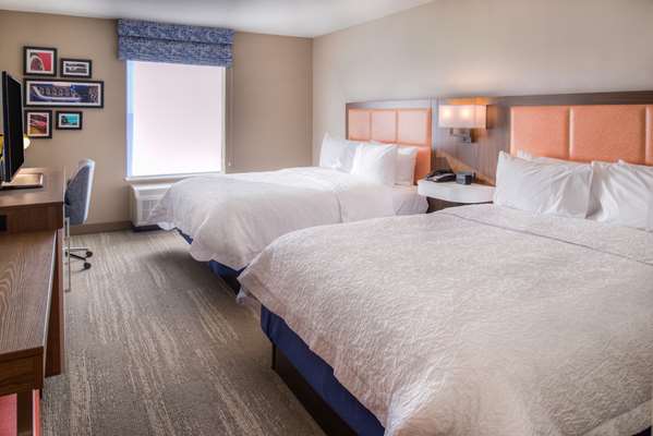  - Hampton Inn & Suites Wixom - I-96, Exit 159