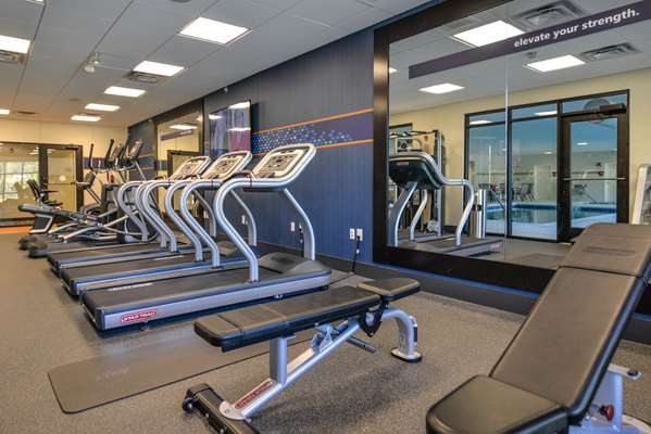 Fitness/ Exercise Room - Hampton Inn Brighton