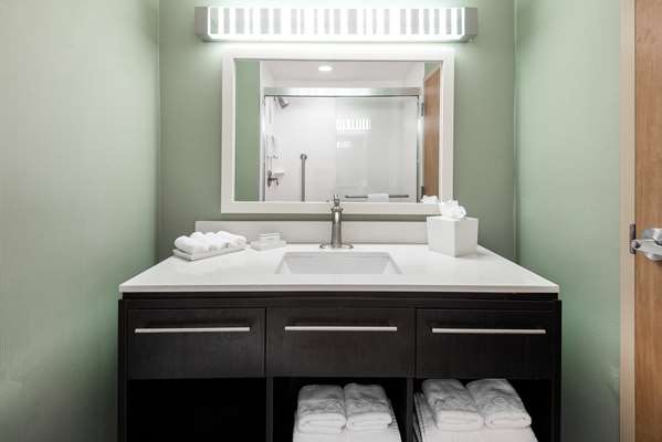  - Home2 Suites by Hilton Dania Beach - I-95, Exit 22