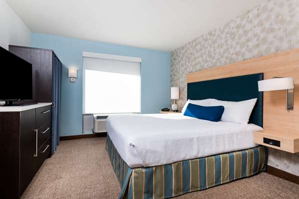 - Home2 Suites by Hilton Dania Beach - I-95, Exit 22