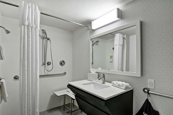  - Home2 Suites by Hilton Miramar - I-75, Exit 7