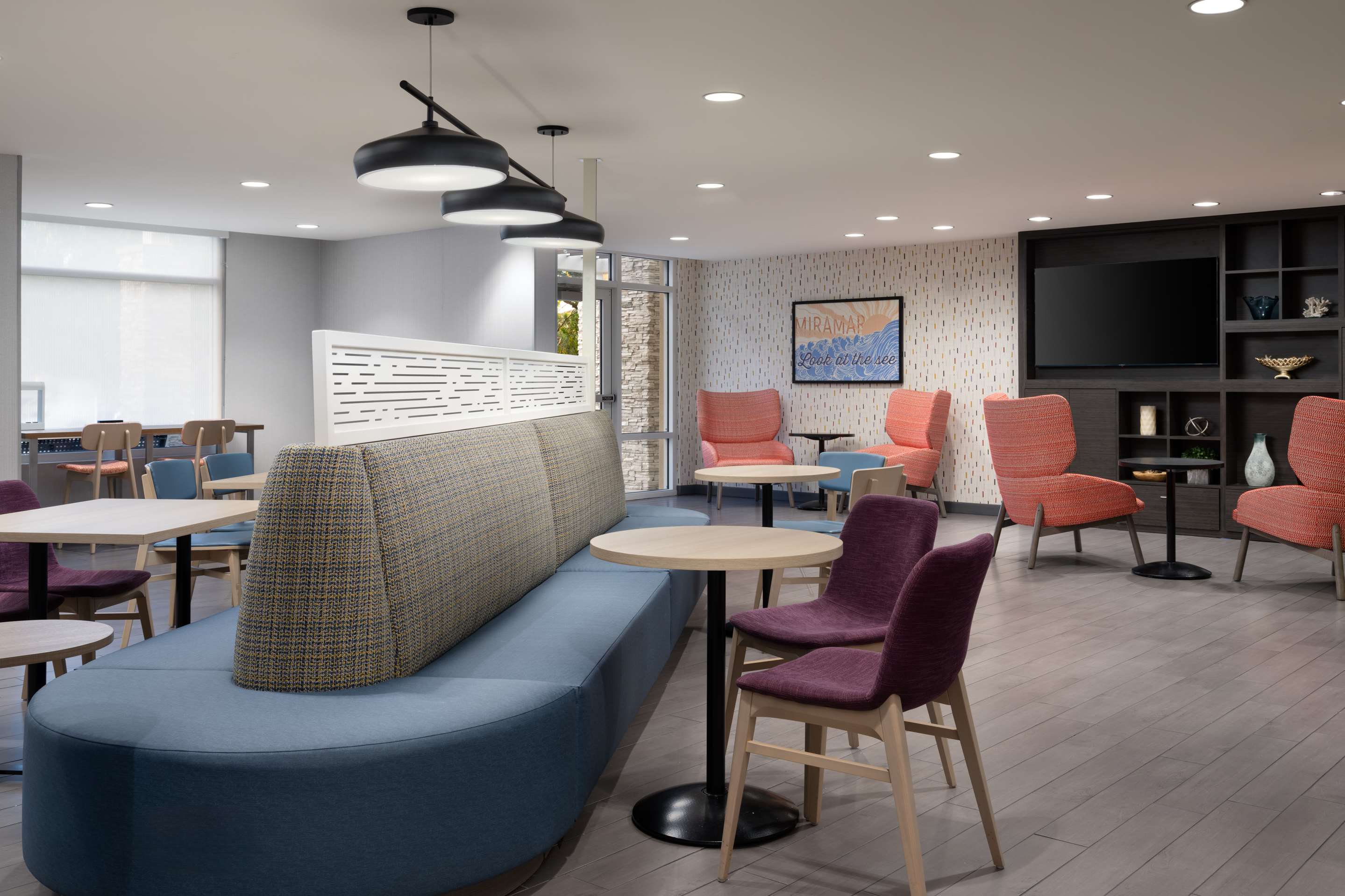 Lobby | Home2 Suites by Hilton Miramar FT. Lauderdale