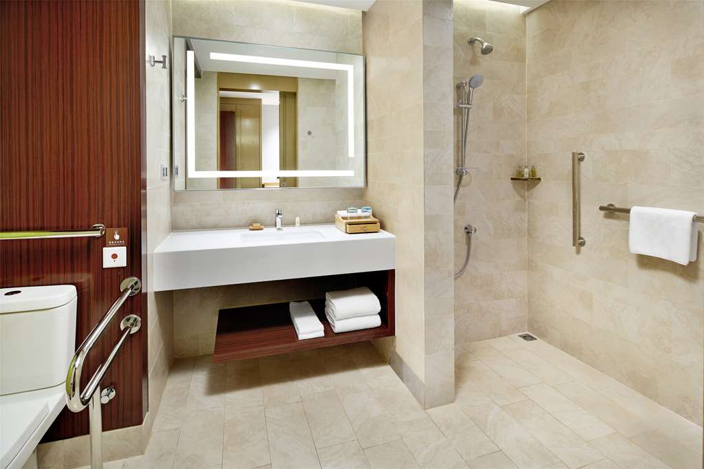 Hilton Garden Inn Foshan - Tap to explore photos