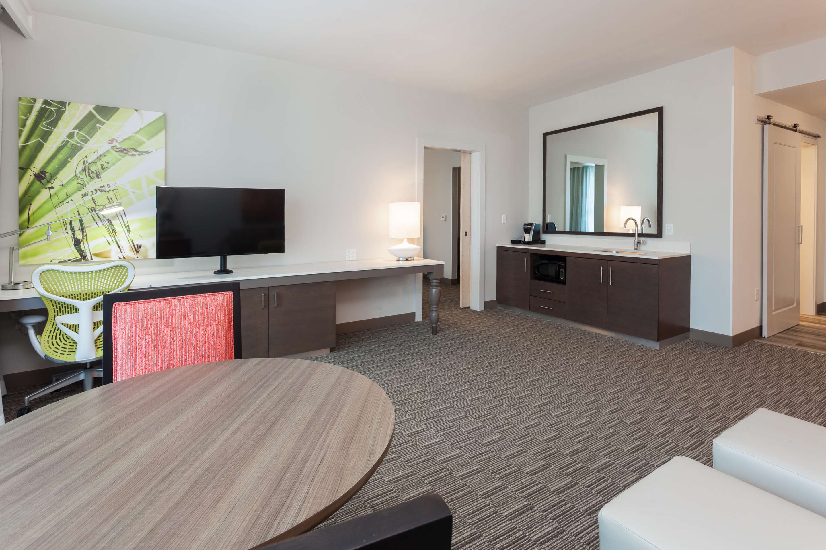 Guest room