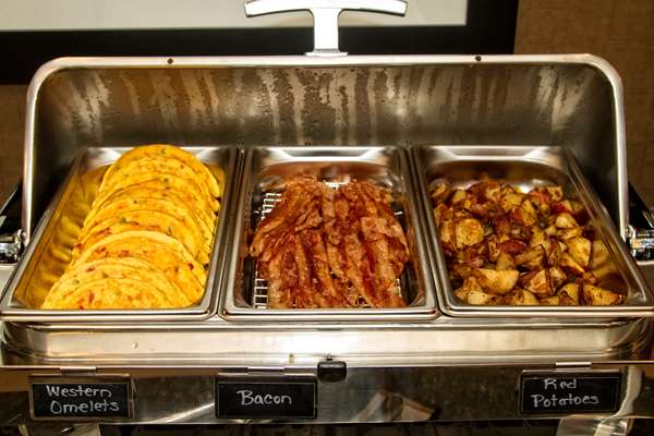 Restaurant - Hampton Inn Indianola