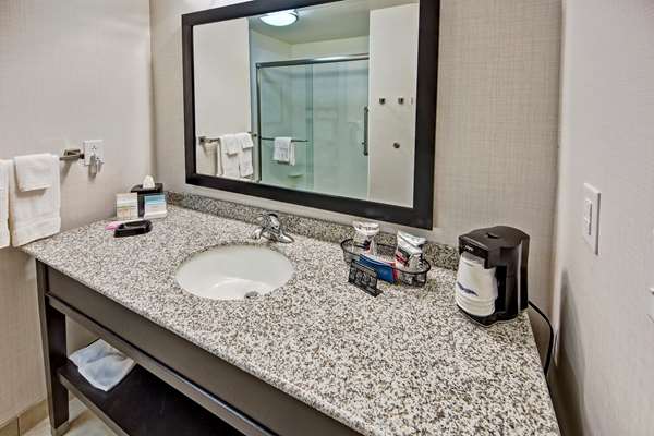  - Hampton Inn Indianola