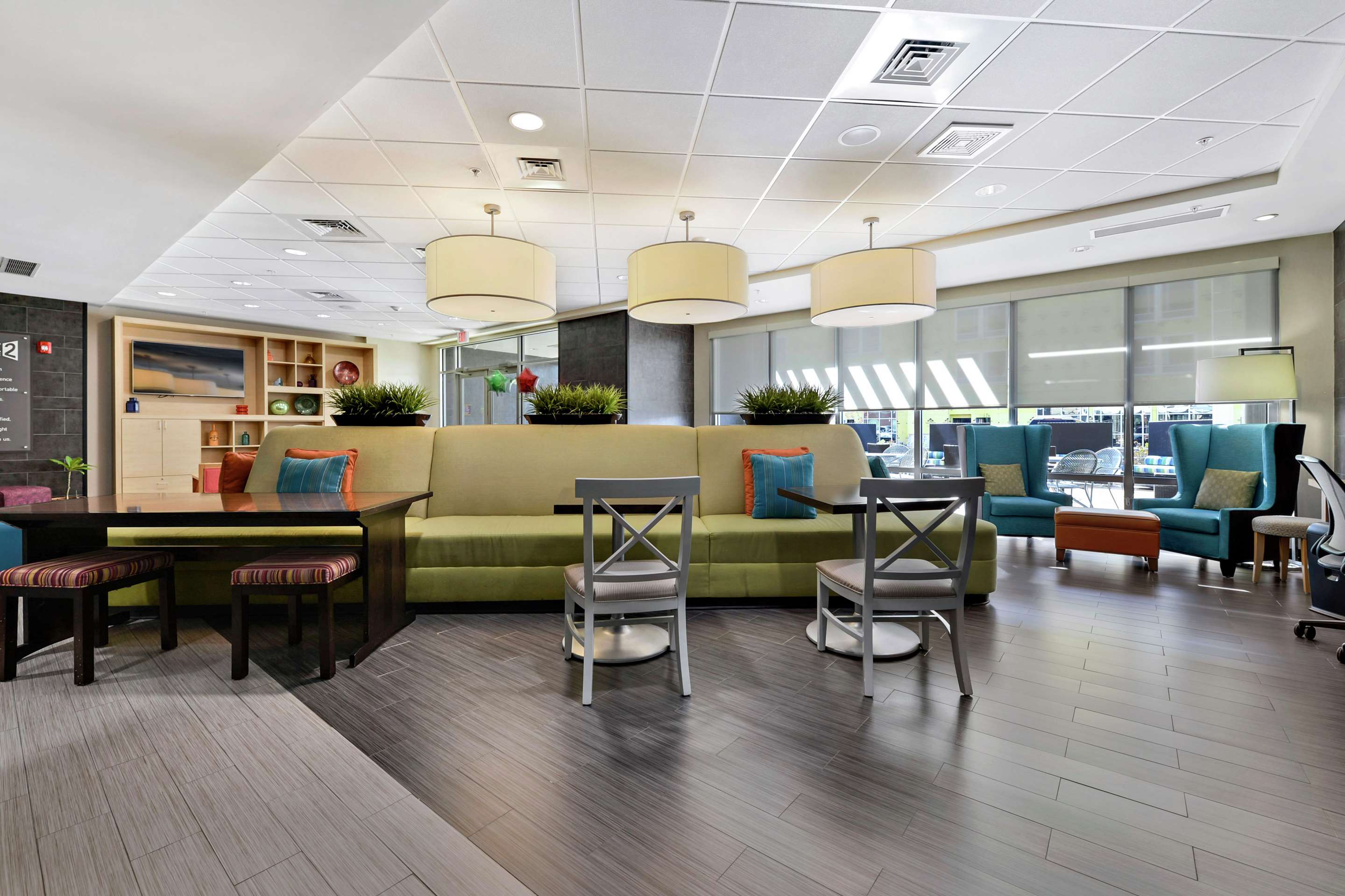 Lobby | Home2 Suites by Hilton Gulfport I-10